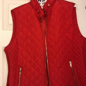 red puffer vest